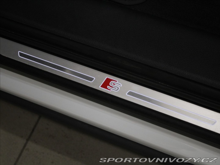 Audi Ostatní modely Q7 3,0 TFSI e 290kW S-Line 9 2020