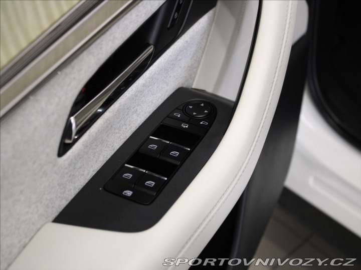 Mazda Ostatní modely CX-60 2,5 PHEV Takumi 2x Sady k 2022