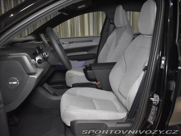 Volvo Ostatní modely EX30 0,0 TwinMotorPerformance 2025