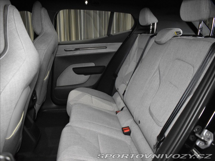 Volvo EX30 0,0 TwinMotorPerformance 2025