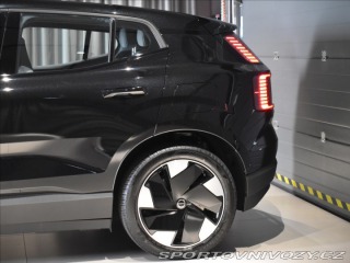 Volvo EX30 0,0 TwinMotorPerformance 2025