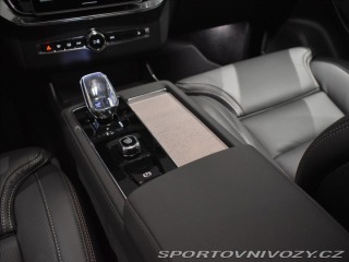 Volvo Ostatní modely XC90 2,0 T8 AWD Plus Bright  P 2025