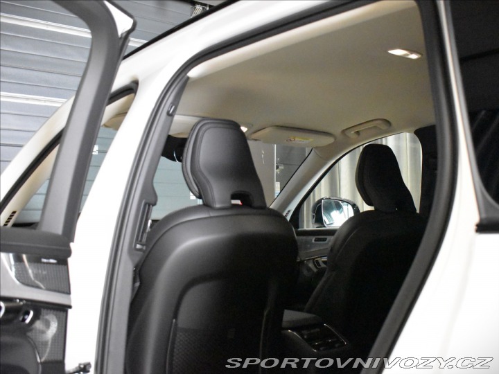 Volvo Ostatní modely XC90 2,0 T8 Plus Dark 2025