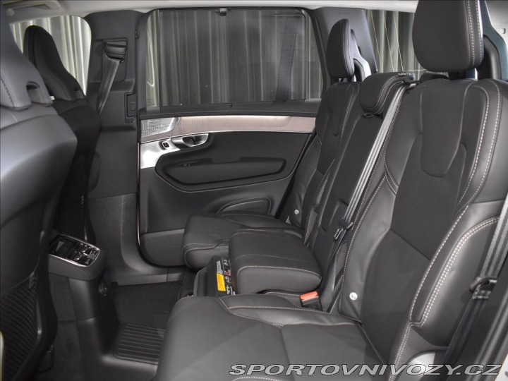 Volvo Ostatní modely XC90 2,0 T8 Plus Dark 2025