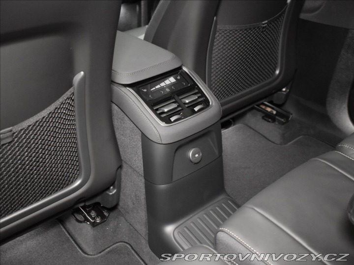 Volvo Ostatní modely XC90 2,0 T8 Plus Dark 2025
