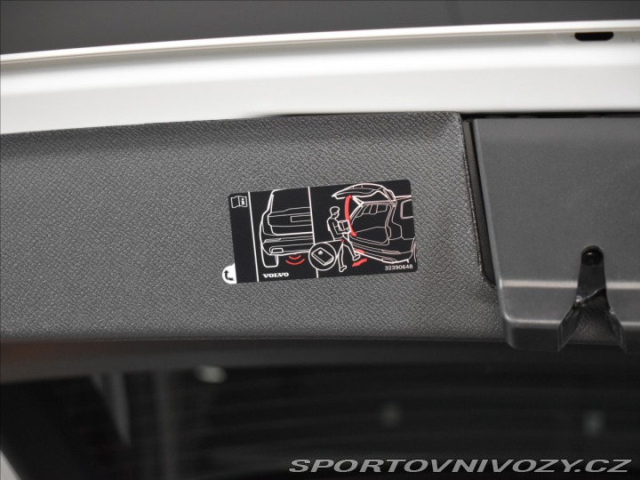 Volvo Ostatní modely XC90 2,0 T8 Plus Dark 2025