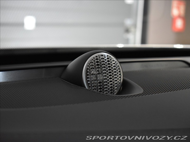 Volvo Ostatní modely XC90 2,0 T8 Plus Dark 2025
