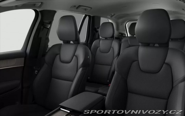 Volvo Ostatní modely XC90 2,0 T8 Plus Dark 2025