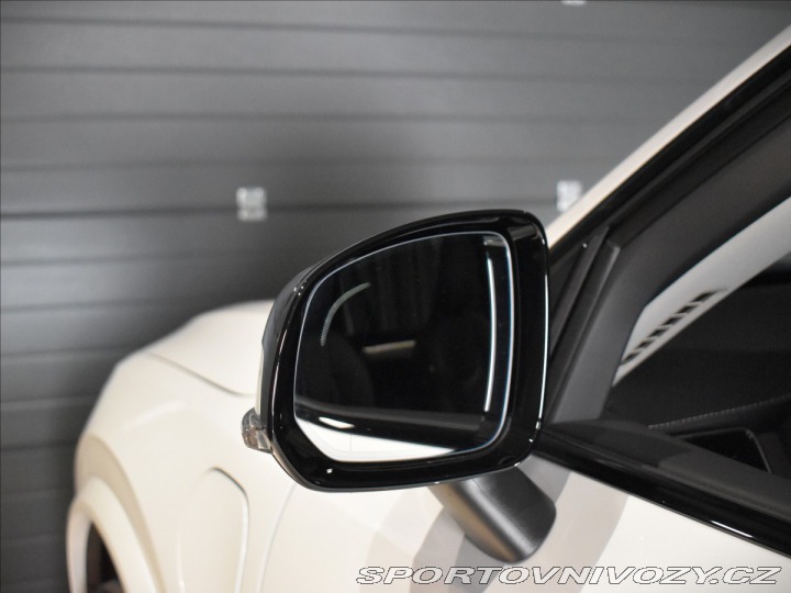 Volvo Ostatní modely XC90 2,0 T8  Plus Dark 2025