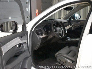 Volvo Ostatní modely XC90 2,0 T8 Plus Dark 2025