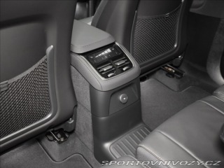 Volvo Ostatní modely XC90 2,0 T8 Plus Dark 2025