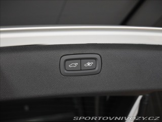 Volvo Ostatní modely XC90 2,0 T8 Plus Dark 2025