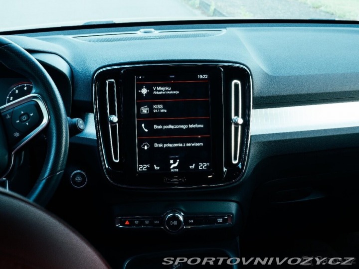 Volvo Ostatní modely XC40 2,0 T5 AWD 2018 2018