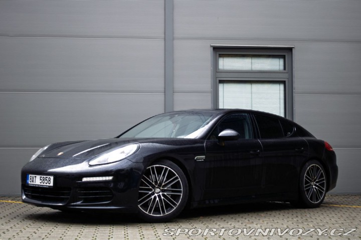 Porsche Panamera  2013