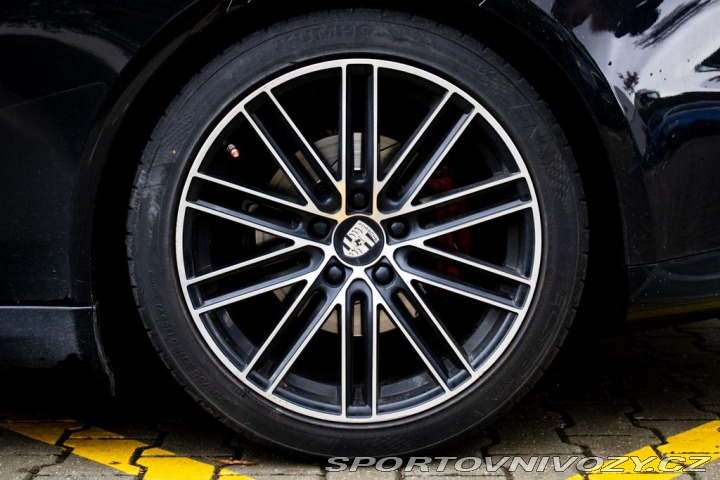 Porsche Panamera  2013