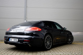 Porsche Panamera  2013