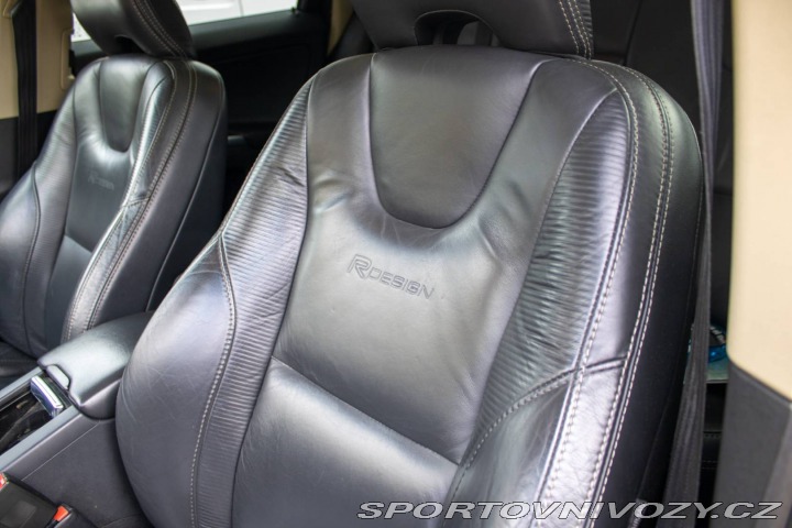 Volvo Ostatní modely XC60 T-6 AWD R-Design Geartro 2012