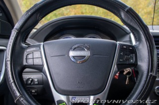 Volvo Ostatní modely XC60  T-6 AWD R-Design Geartro 2012