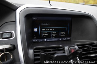 Volvo Ostatní modely XC60  T-6 AWD R-Design Geartro 2012