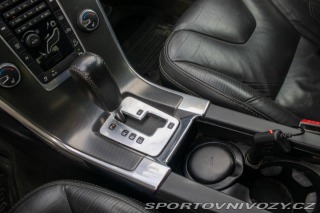 Volvo Ostatní modely XC60  T-6 AWD R-Design Geartro 2012