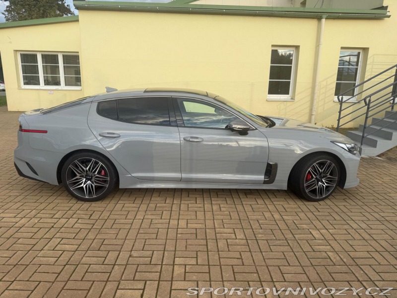 Kia Stinger 