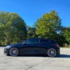 Volkswagen Scirocco R 2011