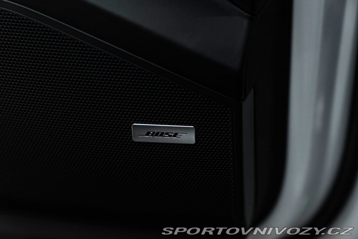Porsche Cayenne BOSE, PANO, CHRONO 1800
