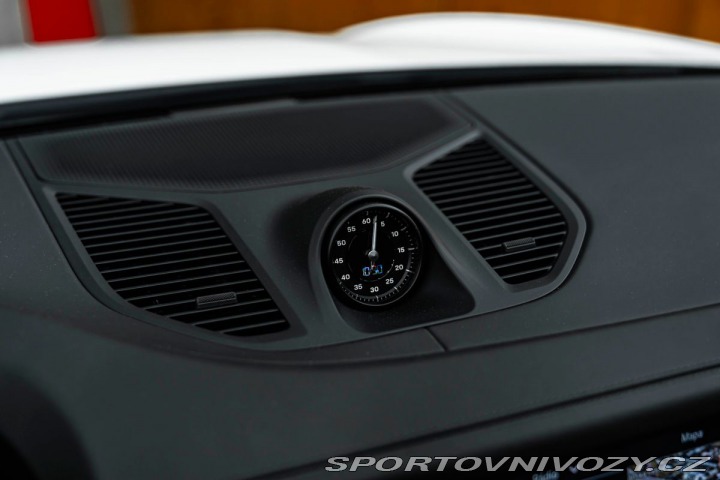 Porsche Cayenne BOSE, PANO, CHRONO 1800