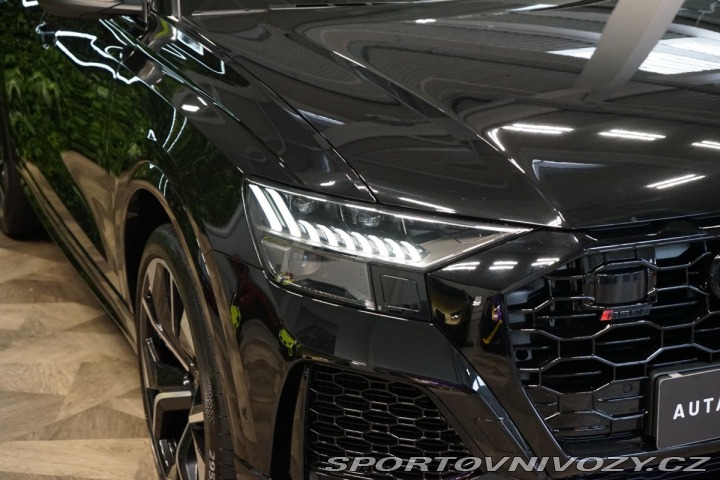 Audi RS Q8 MATRIX*MASÁŽ*PPF*ZÁRUKA*H 2023