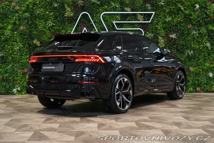 Audi RS Q8 MATRIX*MASÁŽ*PPF*ZÁRUKA*H 2023