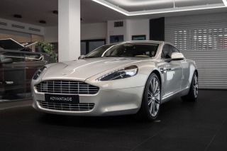 Aston Martin Rapide 