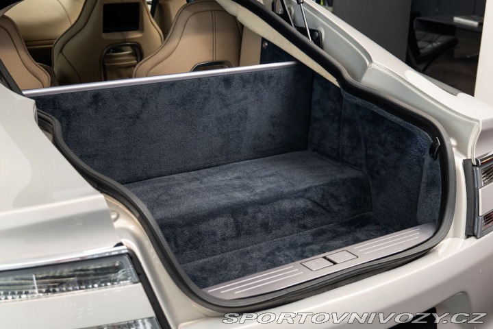 Aston Martin Rapide  1800