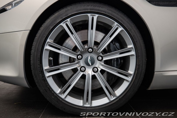 Aston Martin Rapide 2010