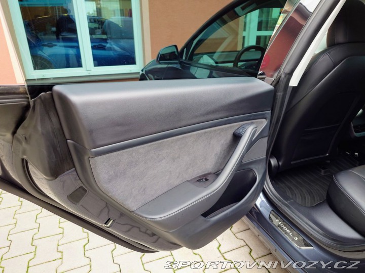 Tesla Model 3 Long Range Dual MotorREZE 2021