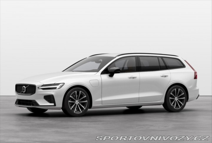 Volvo V60 2,0 T8 Plus Dark 2025
