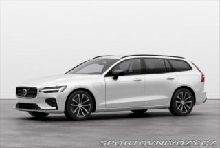 Volvo V60 2,0 T8 Plus Dark 2025
