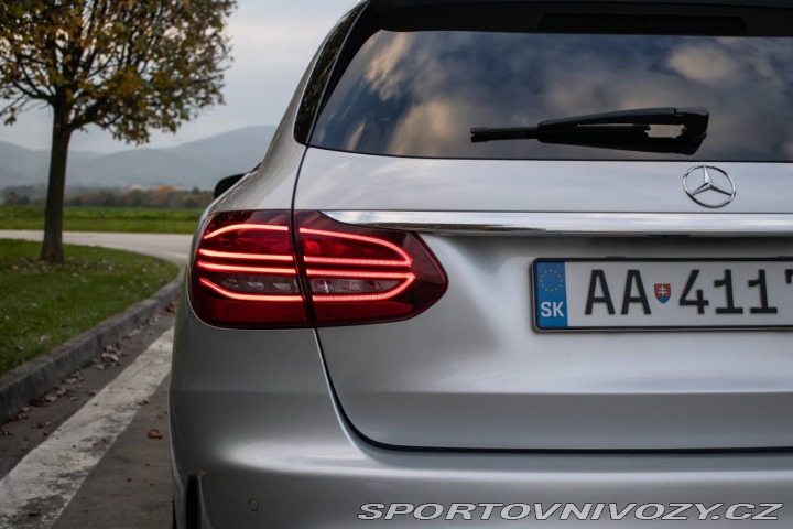 Mercedes-Benz C Kombi 220d AMG packet / 2018