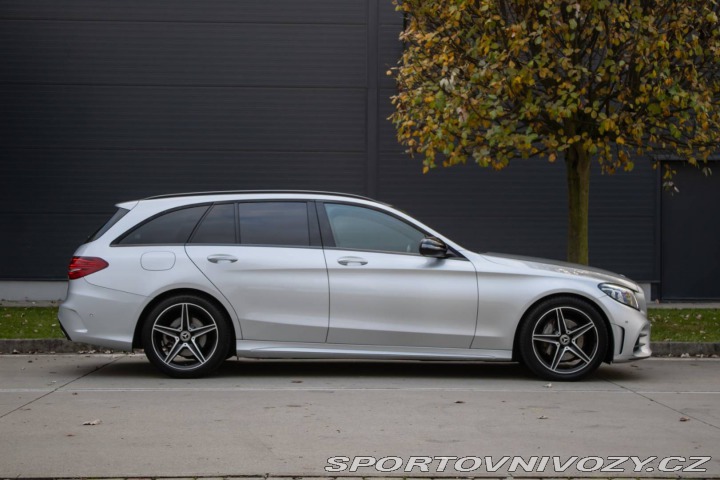 Mercedes-Benz C Kombi 220d AMG packet / 2018