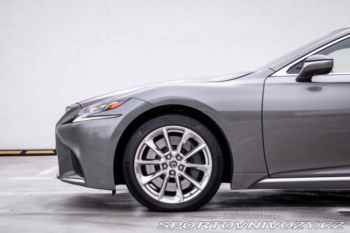 Lexus Ostatní modely LS LS500h 220kw / 264kw 4x4 2018