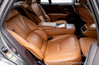 Lexus Ostatní modely LS  LS500h 220kw / 264kw 4x4 2018