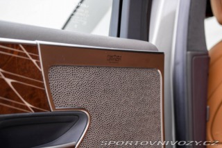 Lexus Ostatní modely LS  LS500h 220kw / 264kw 4x4 2018