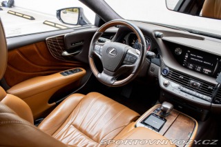 Lexus Ostatní modely LS  LS500h 220kw / 264kw 4x4 2018