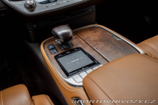 Lexus Ostatní modely LS  LS500h 220kw / 264kw 4x4 2018