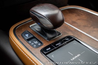 Lexus Ostatní modely LS  LS500h 220kw / 264kw 4x4 2018