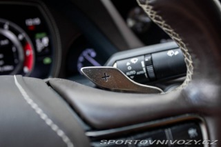 Lexus Ostatní modely LS  LS500h 220kw / 264kw 4x4 2018