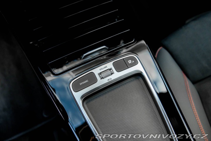 Mercedes-Benz A Mercedes-AMG 45 S mHEV 2023