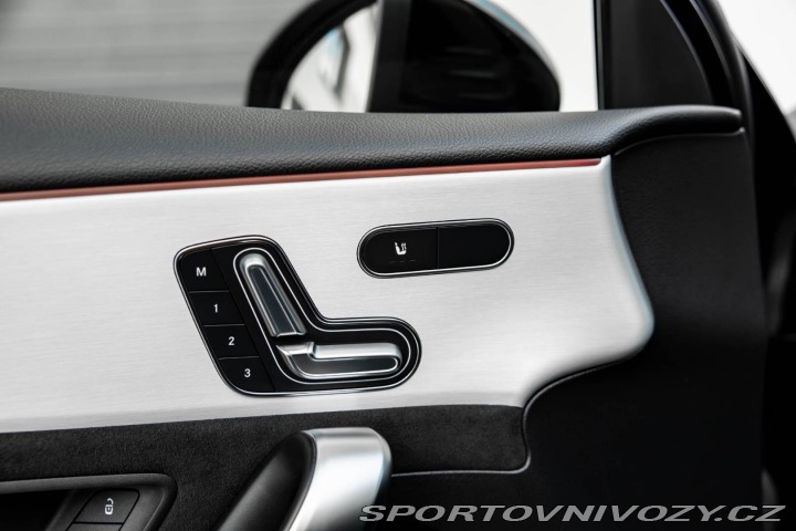 Mercedes-Benz A Mercedes-AMG 45 S mHEV 2023