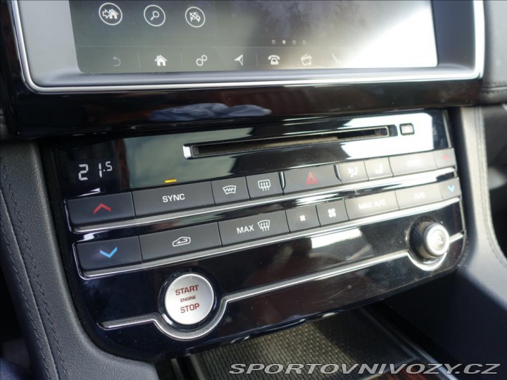 Jaguar F-Pace 3,0 d Portfolio,1Maj,ČR,D 2019