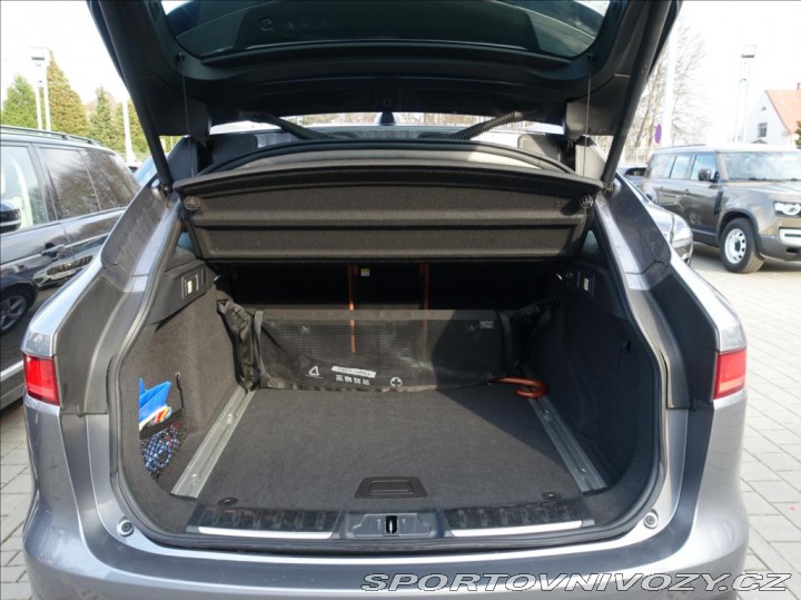 Jaguar F-Pace 3,0 d Portfolio,1Maj,ČR,D 2019