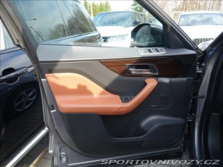 Jaguar F-Pace 3,0 d Portfolio,1Maj,ČR,D 2019
